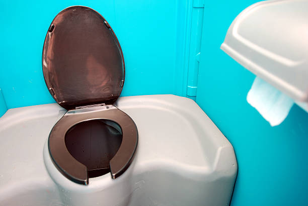 Best Porta potty delivery and setup  in Elmore, AL