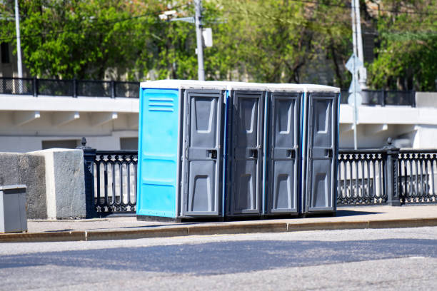 Best Porta potty rental near me  in Elmore, AL